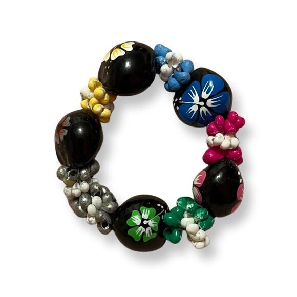 ⭐️3/$25⭐️ Large Tropical Bead Stretch Bracelet - Picture 3 of 3